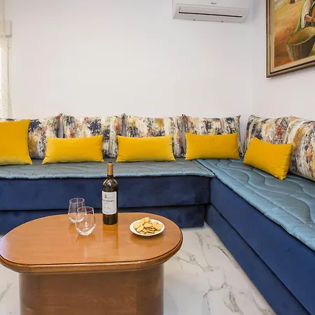Playa B By Interhome Апартаменти *